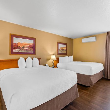 Clarion Inn Сиера Виста Екстериор снимка